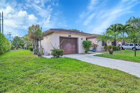 14664 Bonaire Boulevard Delray Beach FL 33446
