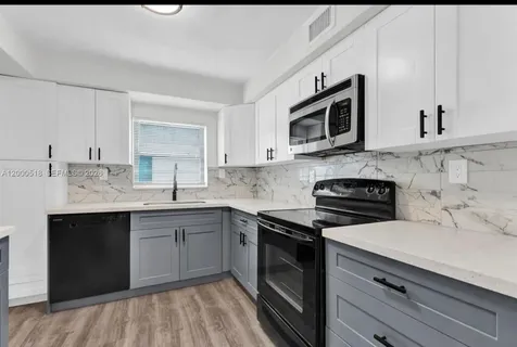 427 NW 19th Avenue Fort Lauderdale FL 33311