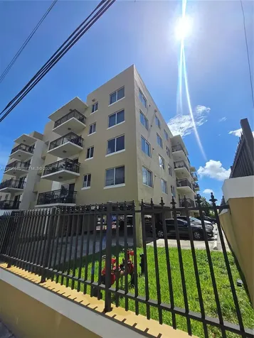 2647 NW 25th Avenue Miami FL 33142
