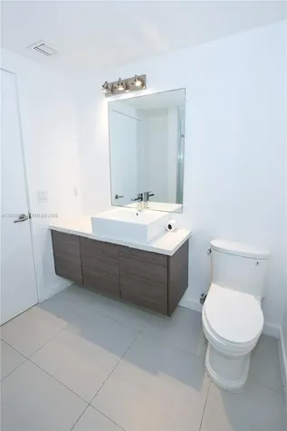 1010 SW 2nd Avenue Miami FL 33130