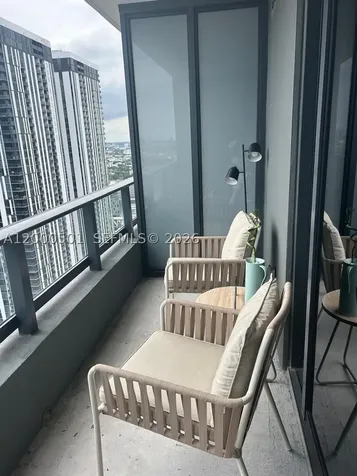 159 NE 6 St Street Miami FL 33132