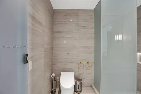 18975 Collins Avenue Sunny Isles Beach FL 33160