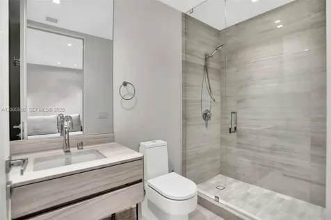 18975 Collins Avenue Sunny Isles Beach FL 33160