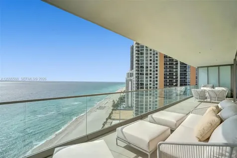 18975 Collins Avenue Sunny Isles Beach FL 33160
