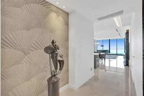 18975 Collins Avenue Sunny Isles Beach FL 33160
