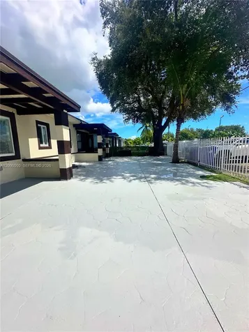 783 NW 96th Street Miami FL 33150