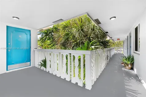 2616 NE 14 Avenue Wilton Manors FL 33334