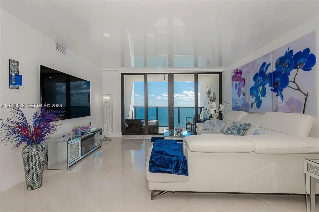 2301 S Ocean Drive Hollywood FL 33019