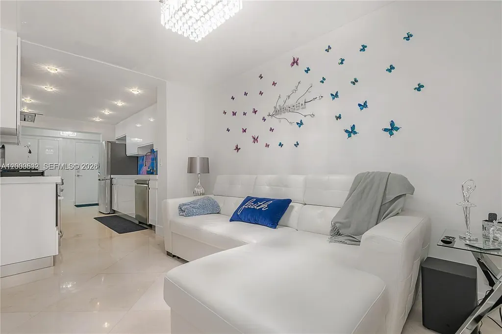 2301 S Ocean Drive Hollywood FL 33019