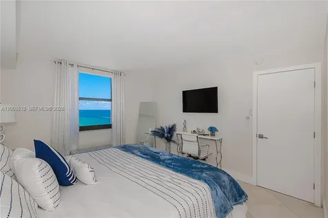 2301 S Ocean Drive Hollywood FL 33019