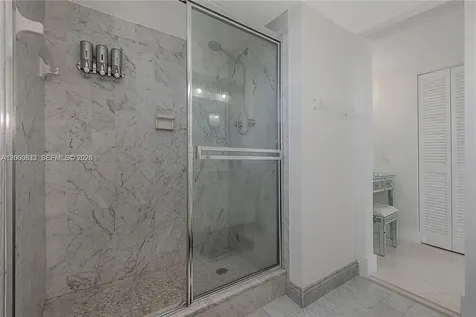 2301 S Ocean Drive Hollywood FL 33019