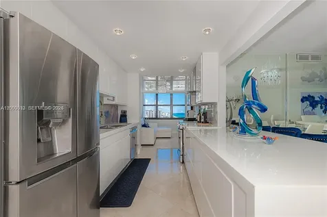 2301 S Ocean Drive Hollywood FL 33019