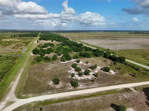16734 NW 242nd Okeechobee FL 34972
