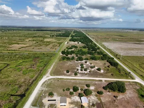 16734 NW 242nd Okeechobee FL 34972