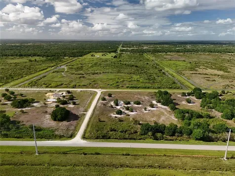 16734 NW 242nd Okeechobee FL 34972
