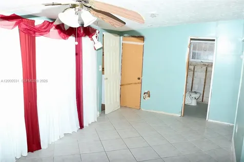 1240 NE 214th Street Miami FL 33179