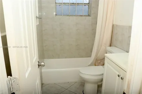 1240 NE 214th Street Miami FL 33179