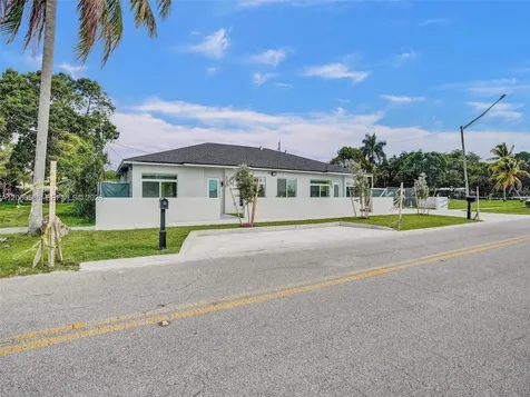 14519 SW 272 Street Homestead FL 33032