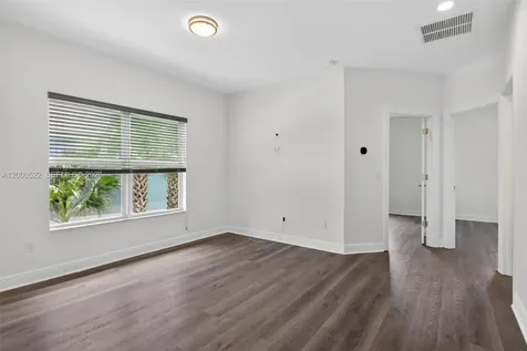 543 Parsons Way Deerfield Beach FL 33442