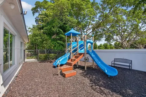 543 Parsons Way Deerfield Beach FL 33442