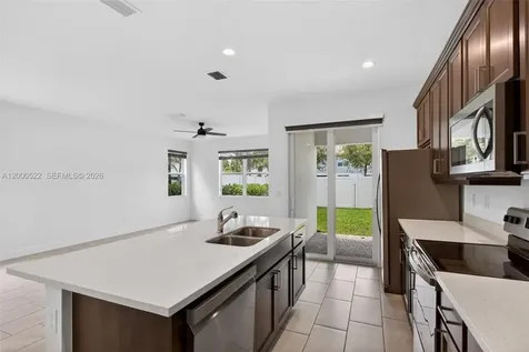 543 Parsons Way Deerfield Beach FL 33442