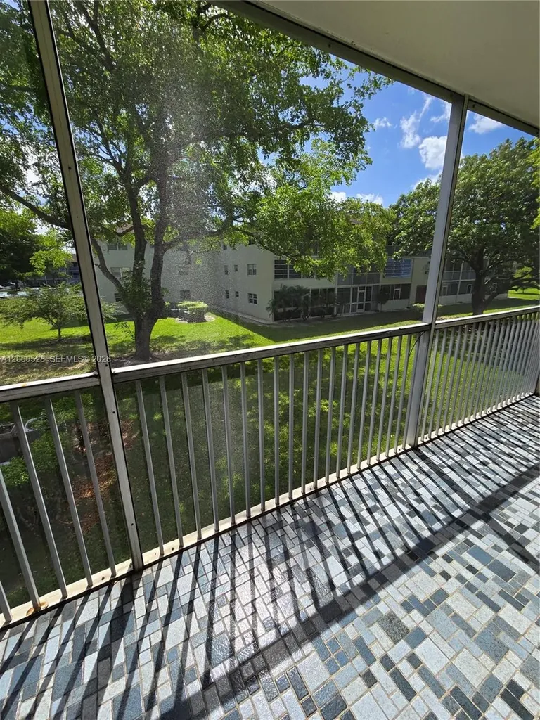 13500 SW 1st Street Pembroke Pines FL 33027