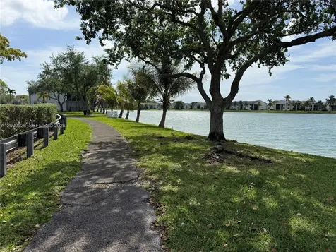 802 Constitution Drive Homestead FL 33034
