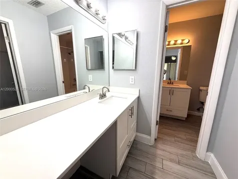802 Constitution Drive Homestead FL 33034