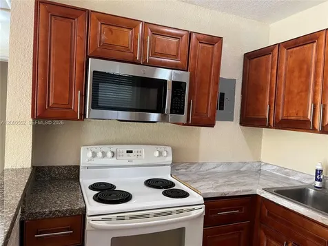 931 NW 34th Way Lauderhill FL 33311