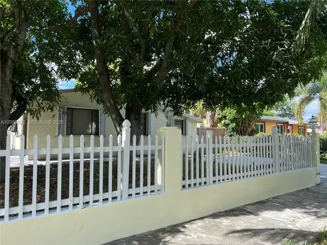 931 NW 34th Way Lauderhill FL 33311