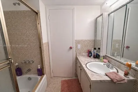 410 SE 2nd Street Hallandale Beach FL 33009