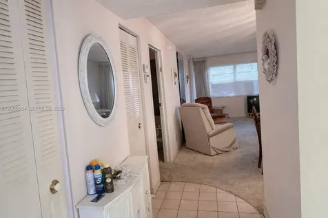 410 SE 2nd Street Hallandale Beach FL 33009