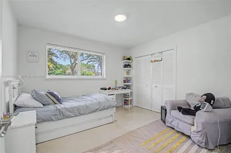 7230 SW 104th Street Pinecrest FL 33156