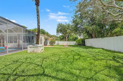 7230 SW 104th Street Pinecrest FL 33156