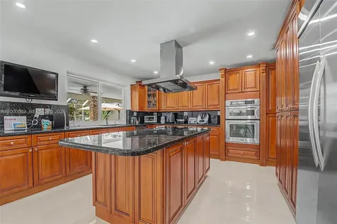 7230 SW 104th Street Pinecrest FL 33156
