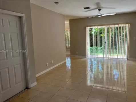 312 Talia Circle Palm Springs FL 33461