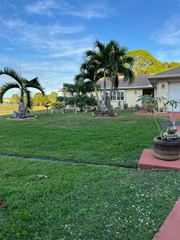 1637 SW Taurus Lane Port St. Lucie FL 34984