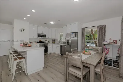367 Buttonwood Shores Drive Key Largo FL 33037