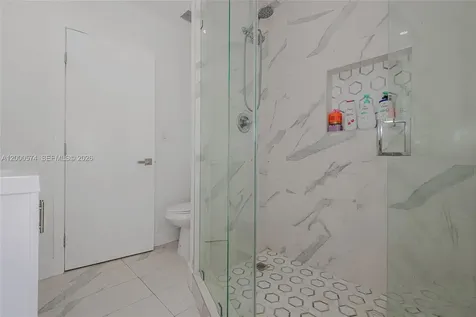 367 Buttonwood Shores Drive Key Largo FL 33037
