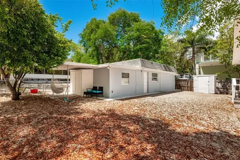 367 Buttonwood Shores Drive Key Largo FL 33037