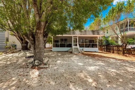 367 Buttonwood Shores Drive Key Largo FL 33037
