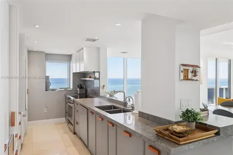 10275 Collins Avenue Bal Harbour FL 33154