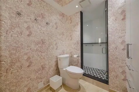 10275 Collins Avenue Bal Harbour FL 33154