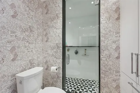 10275 Collins Avenue Bal Harbour FL 33154