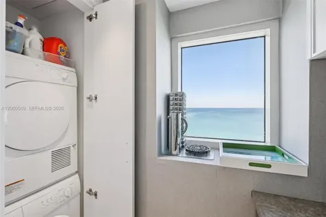 10275 Collins Avenue Bal Harbour FL 33154