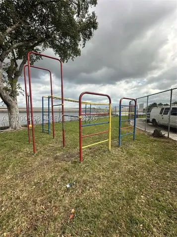 4717 NW 7th Street Miami FL 33126
