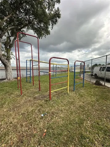 4717 NW 7th Street Miami FL 33126