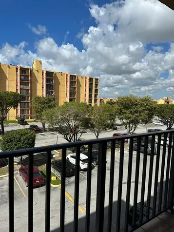 4717 NW 7th Street Miami FL 33126