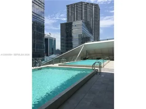 68 SE 6th Street Miami FL 33131