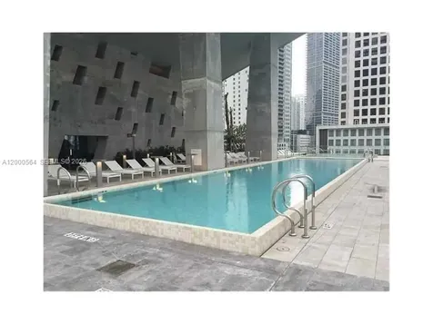 68 SE 6th Street Miami FL 33131